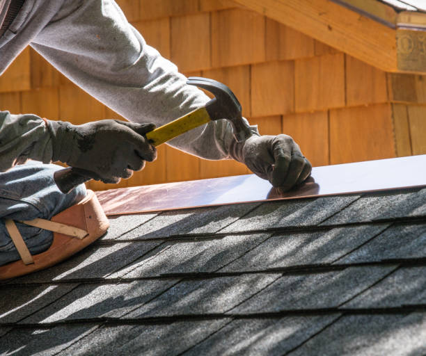Best Flat Roof Repair Services  in Strasburg, CO
